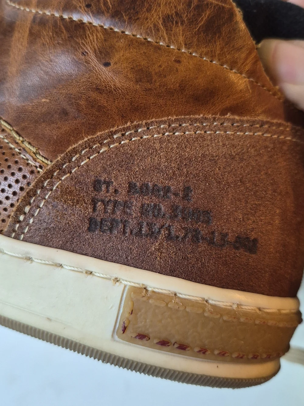 Men's Brown Leather Chukka Boots with Lace Closure